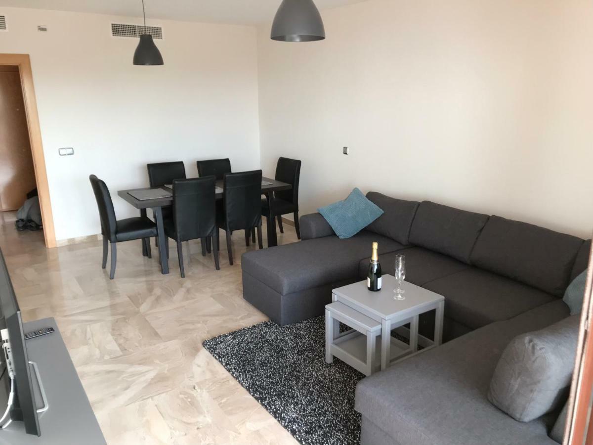 Luxury Apartment Set In Dona Julia Golf Course Casares Exterior foto
