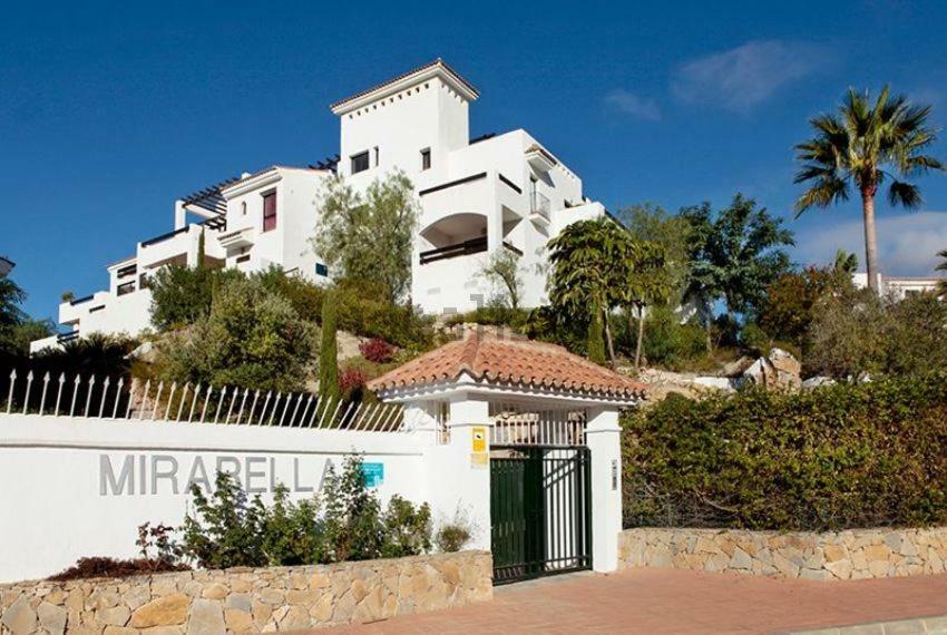 Luxury Apartment Set In Dona Julia Golf Course Casares Exterior foto